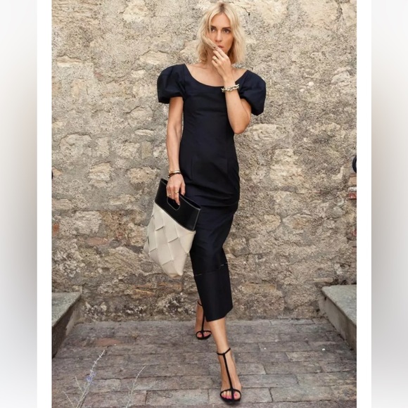 KHAITE Dresses & Skirts - Khaite Allison puff sleeve midi dress black 6 msrp 1032